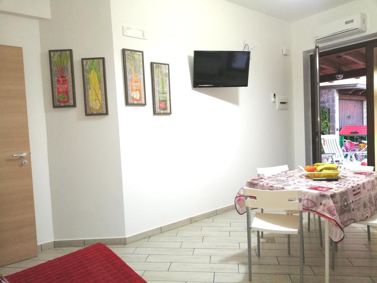 Capo D'Orlando Apartments المظهر الخارجي الصورة